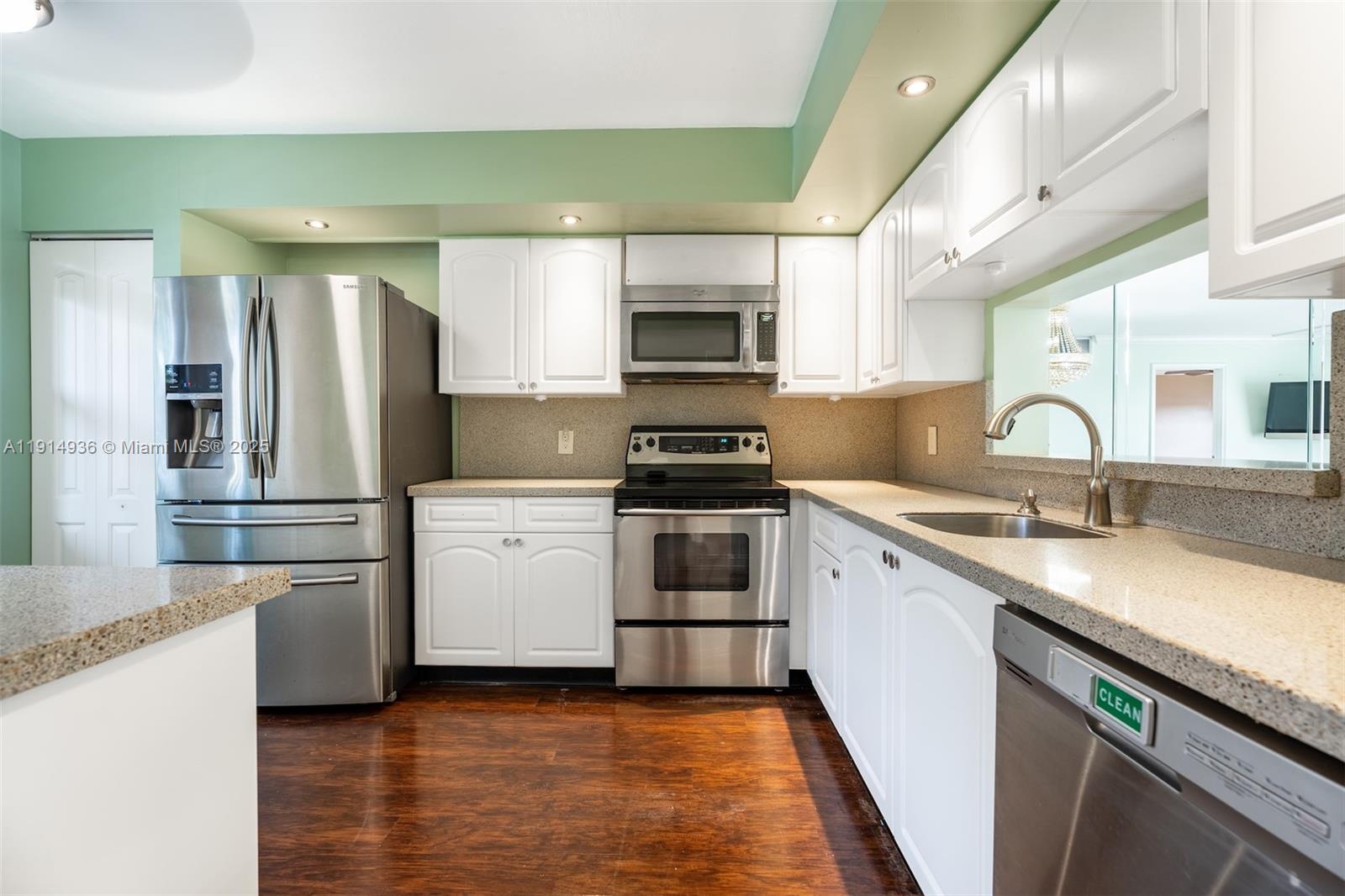 1100 SW 130th Ave #304H