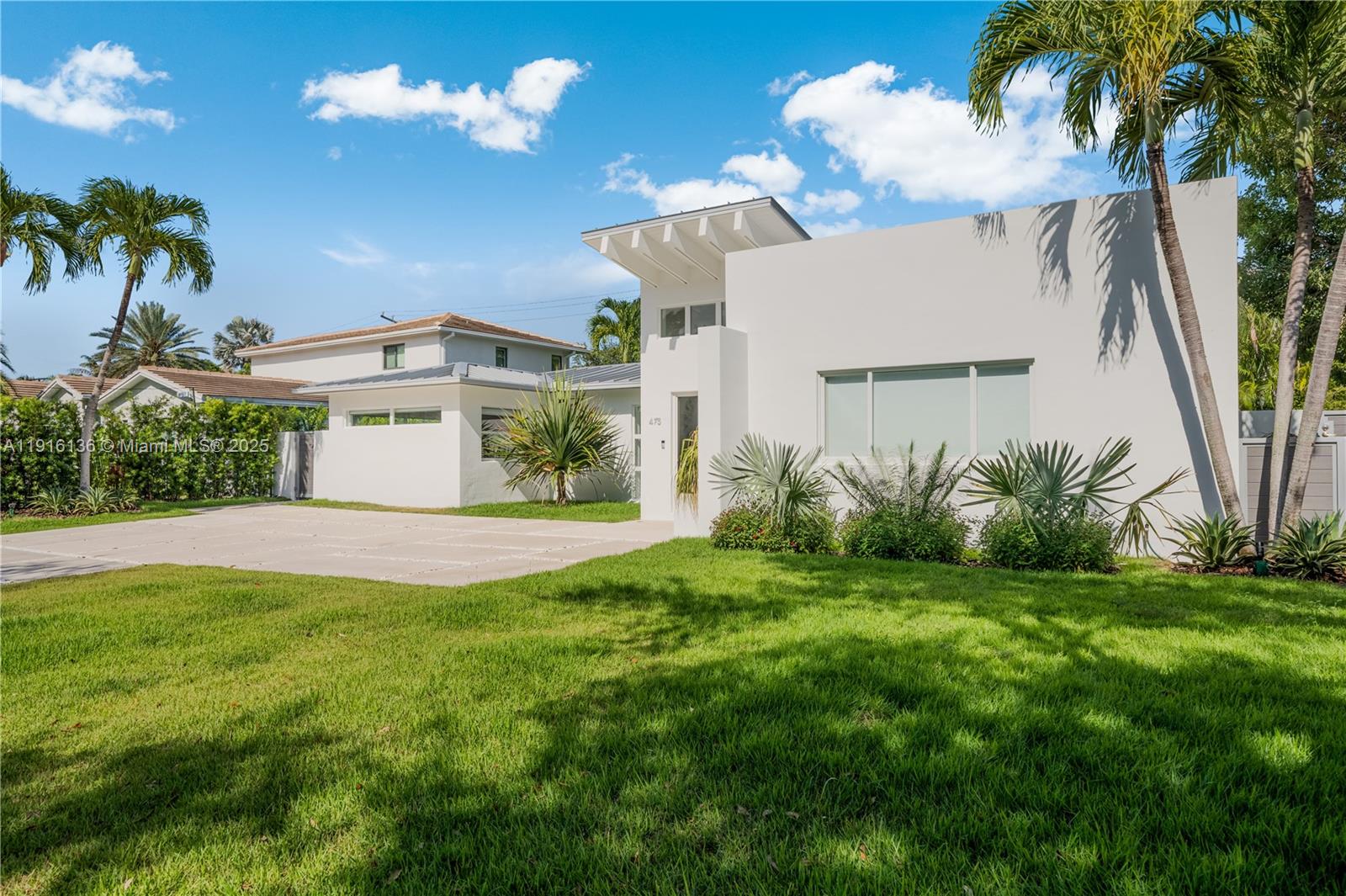 475 Woodcrest Rd Key Biscayne, FL 33149