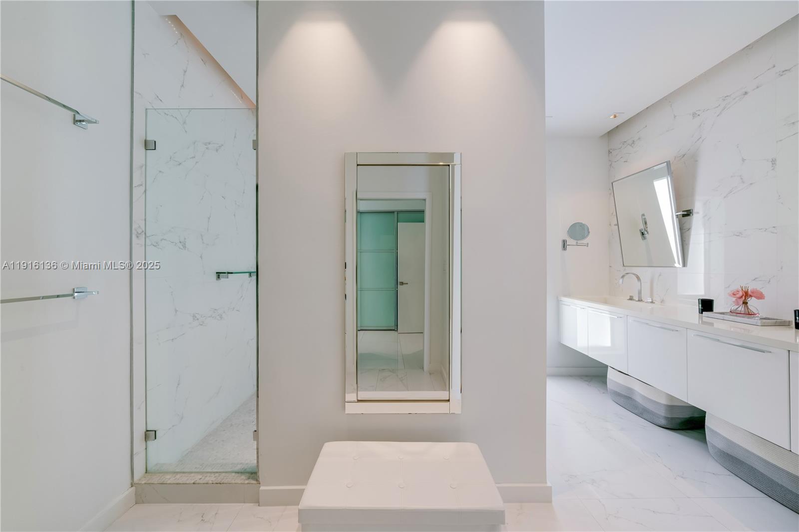 475 Woodcrest Rd Key Biscayne, FL 33149