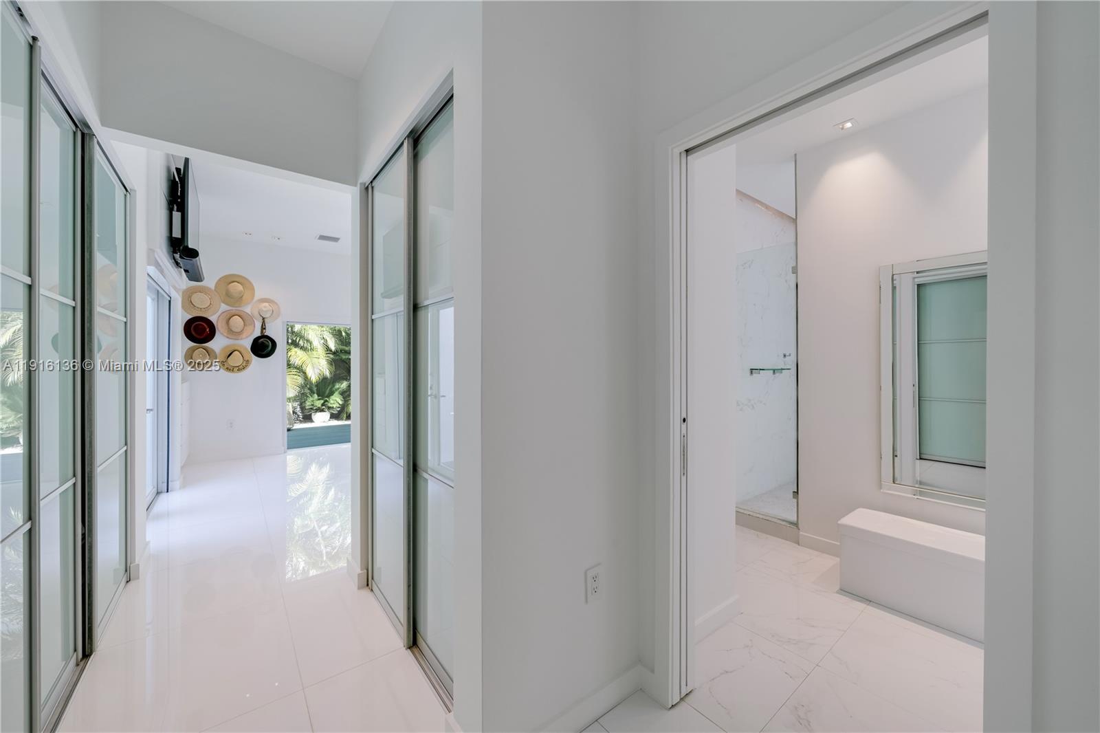 475 Woodcrest Rd Key Biscayne, FL 33149