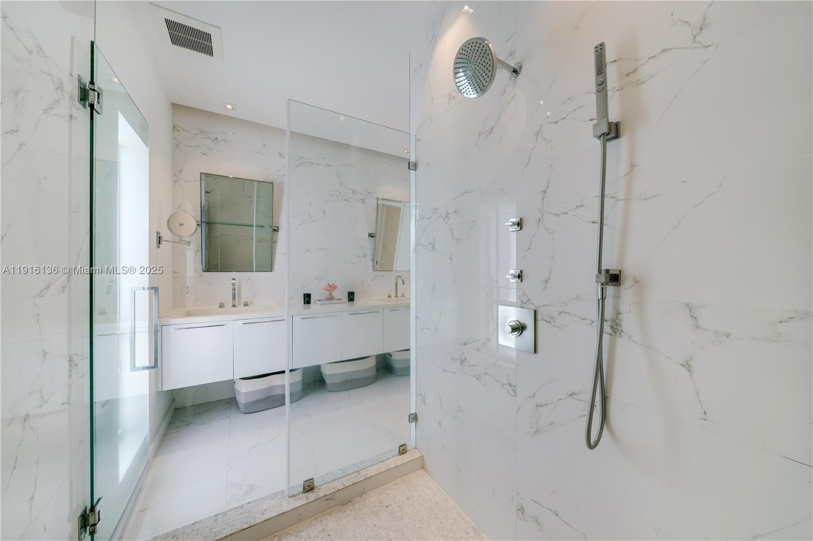 475 Woodcrest Rd Key Biscayne, FL 33149