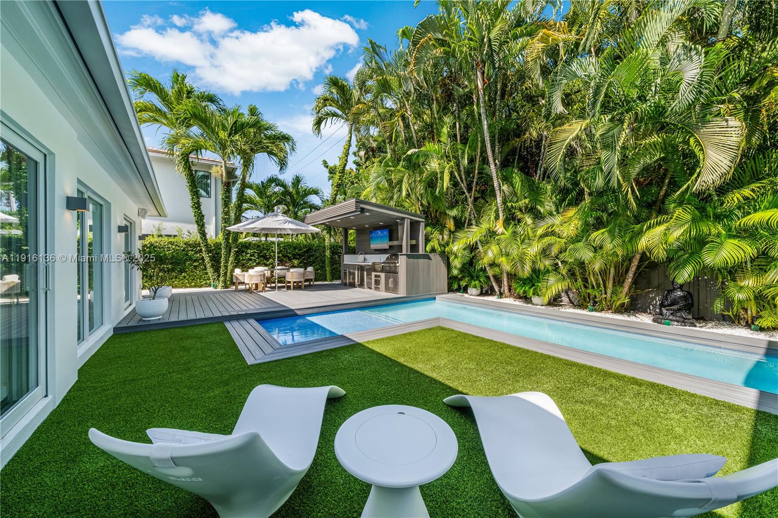 475 Woodcrest Rd Key Biscayne, FL 33149