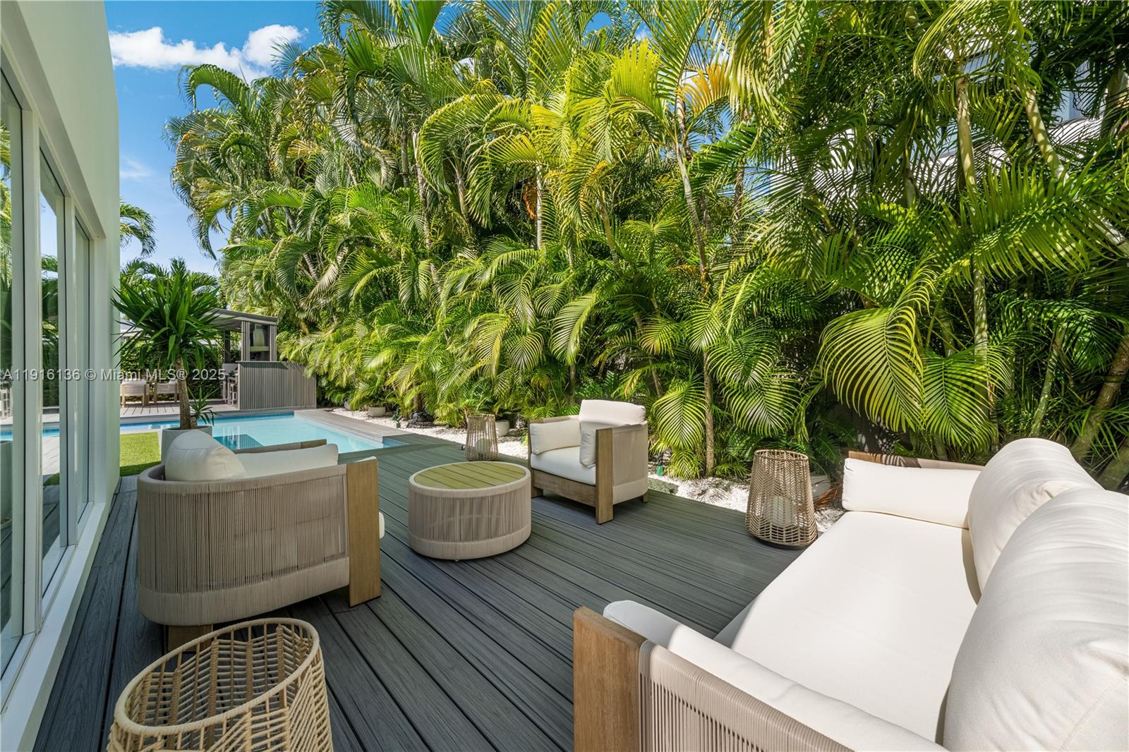 475 Woodcrest Rd Key Biscayne, FL 33149