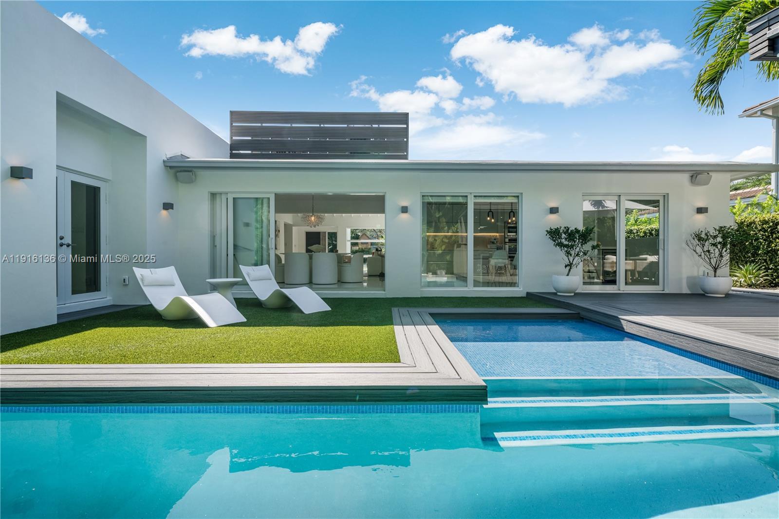 475 Woodcrest Rd Key Biscayne, FL 33149