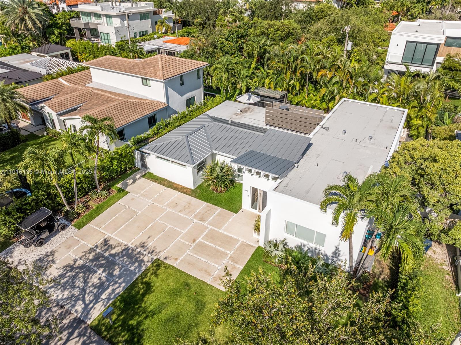 475 Woodcrest Rd Key Biscayne, FL 33149
