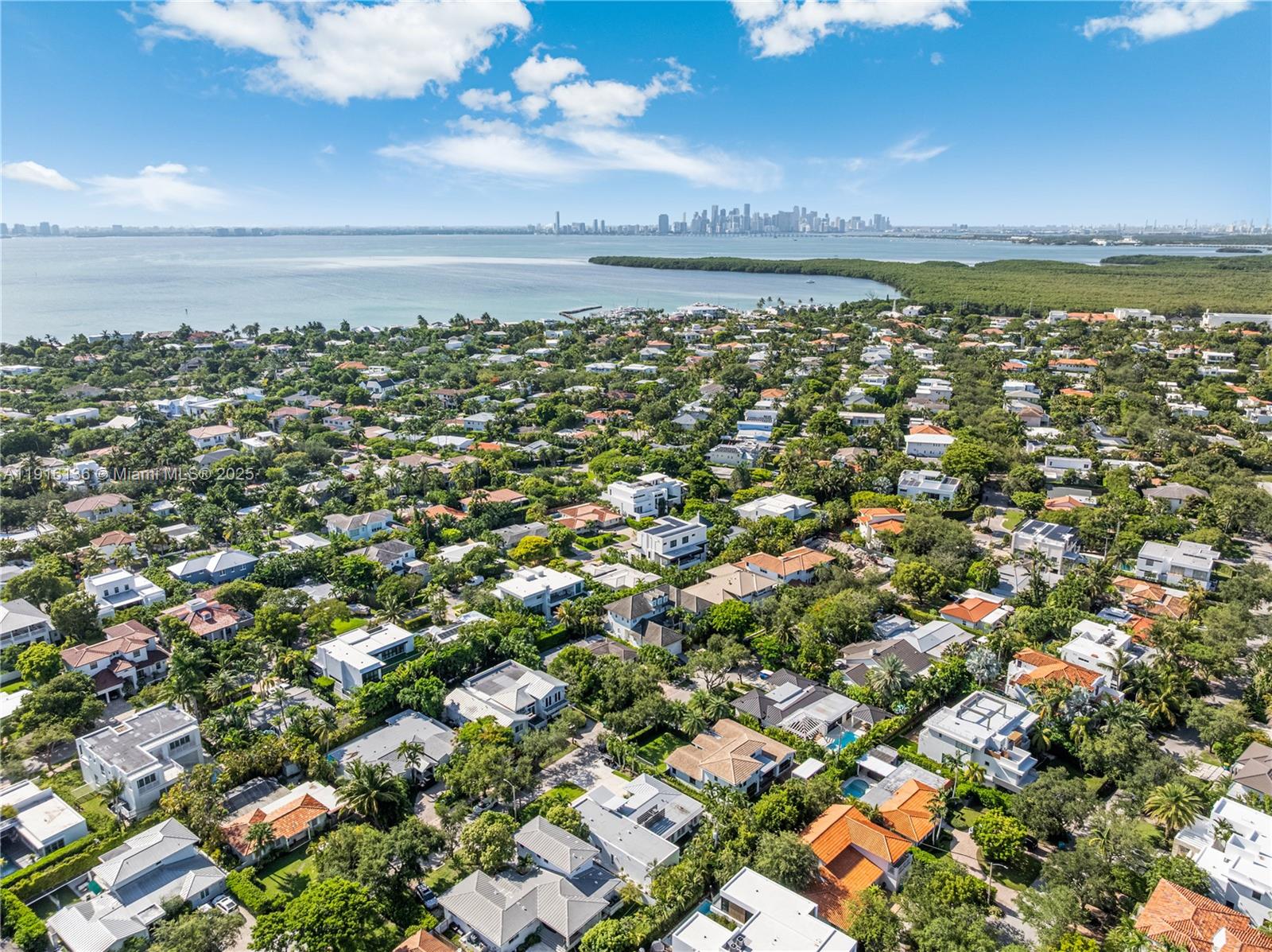 475 Woodcrest Rd Key Biscayne, FL 33149