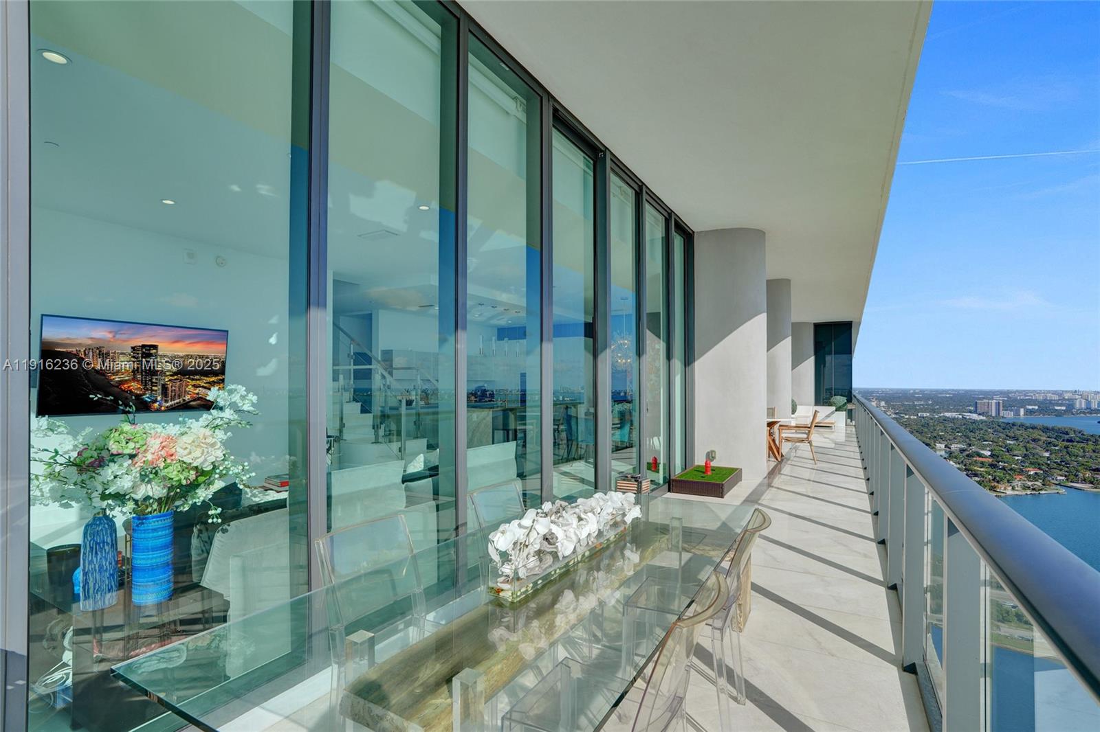 3131 NE 7th Ave #UPH5301 Miami, FL 33137