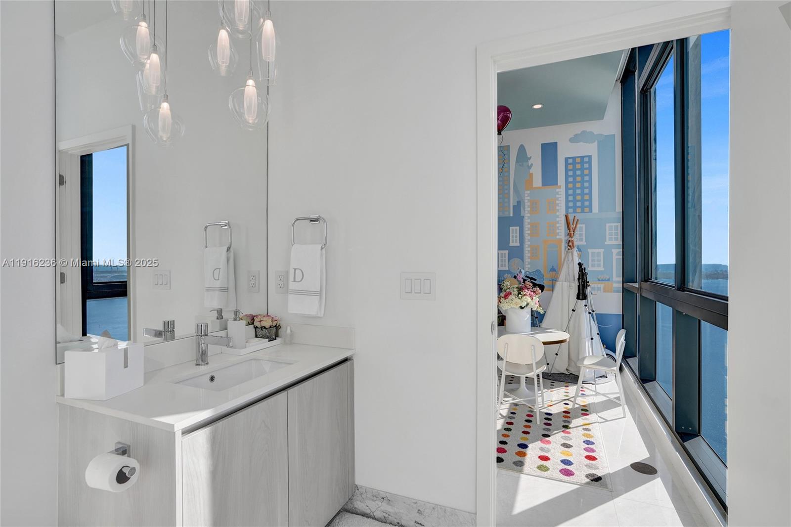 3131 NE 7th Ave #UPH5301 Miami, FL 33137