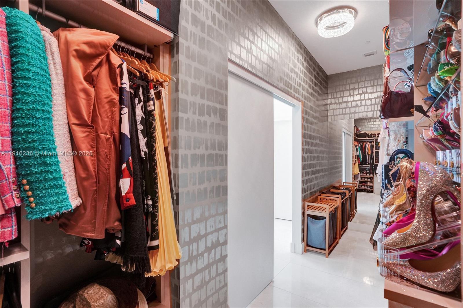 3131 NE 7th Ave #UPH5301 Miami, FL 33137