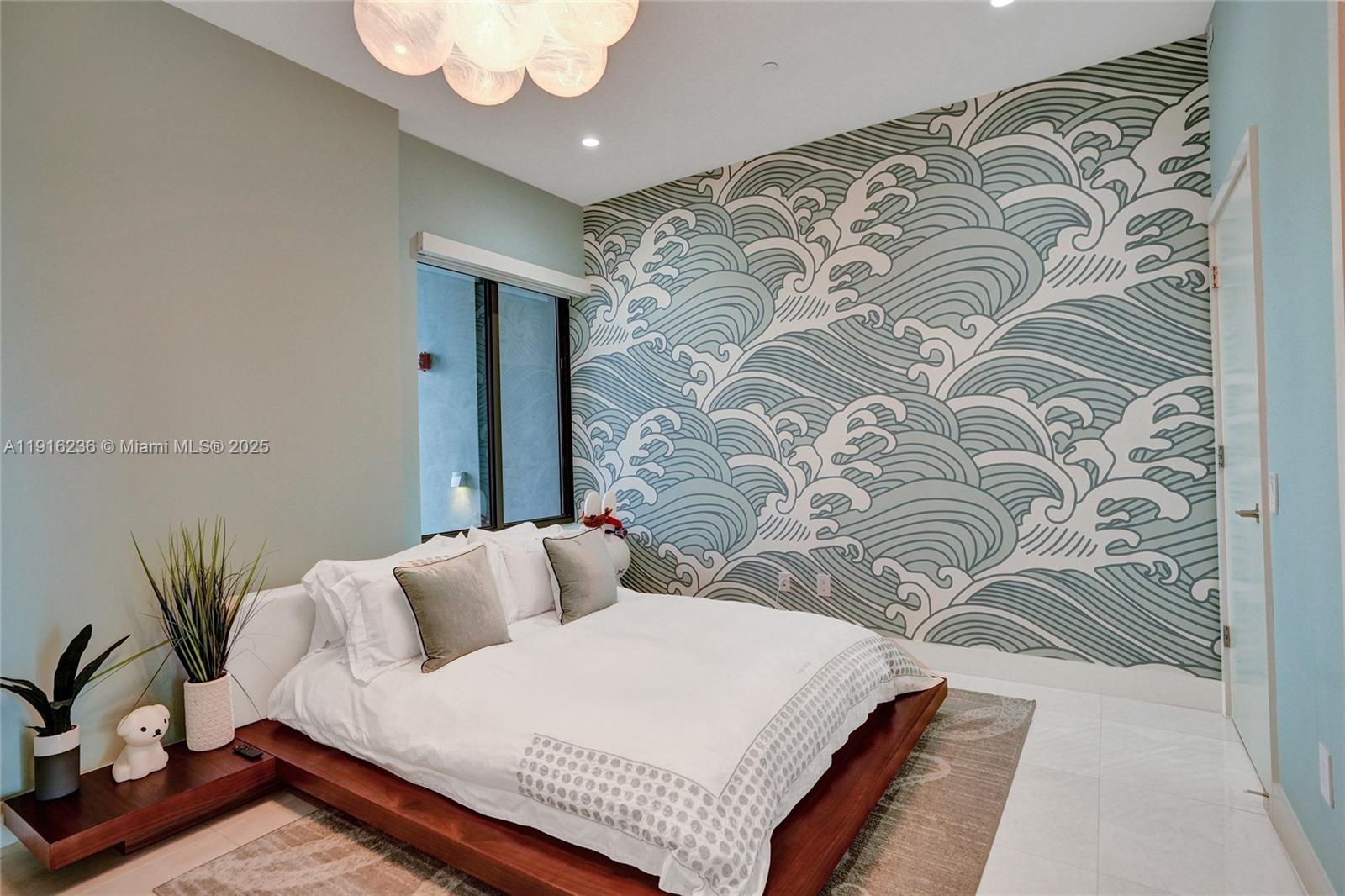 3131 NE 7th Ave #UPH5301 Miami, FL 33137