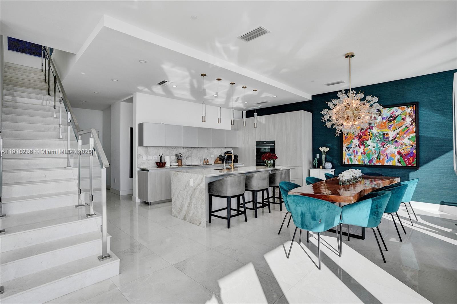 3131 NE 7th Ave #UPH5301 Miami, FL 33137