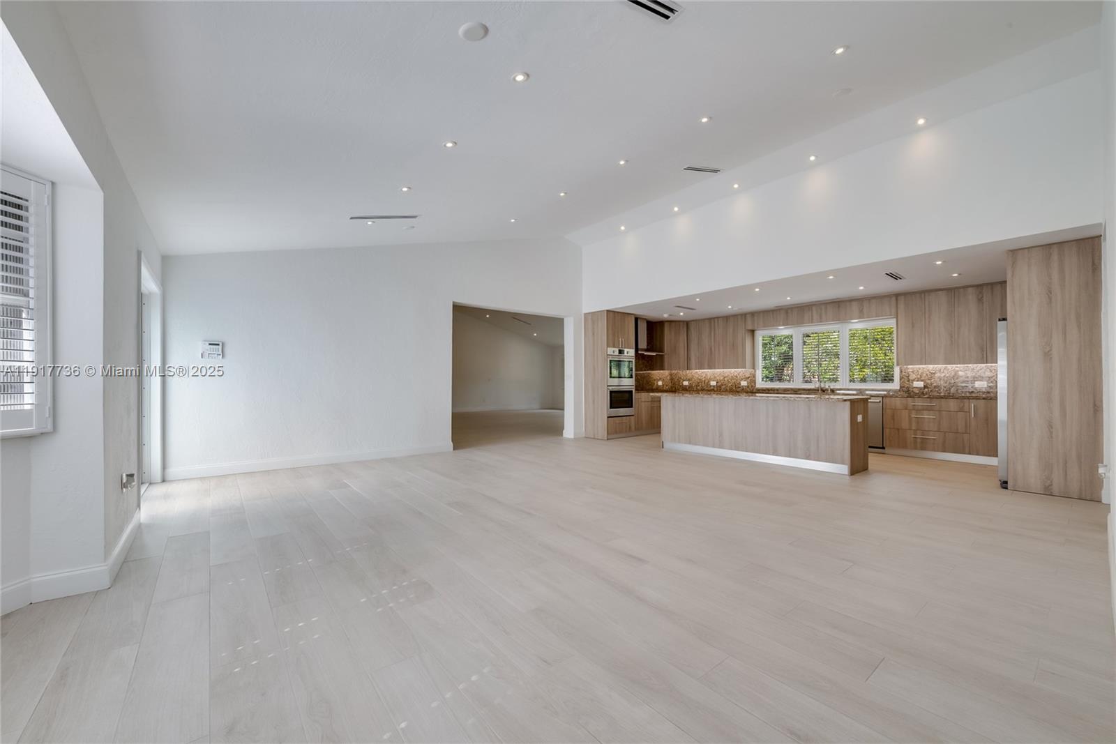 7675 SW 132nd St Pinecrest, FL 33156