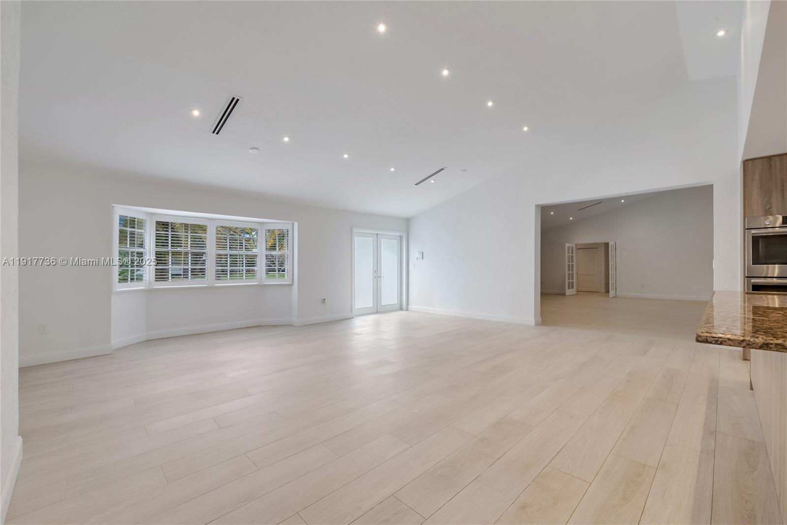 7675 SW 132nd St Pinecrest, FL 33156