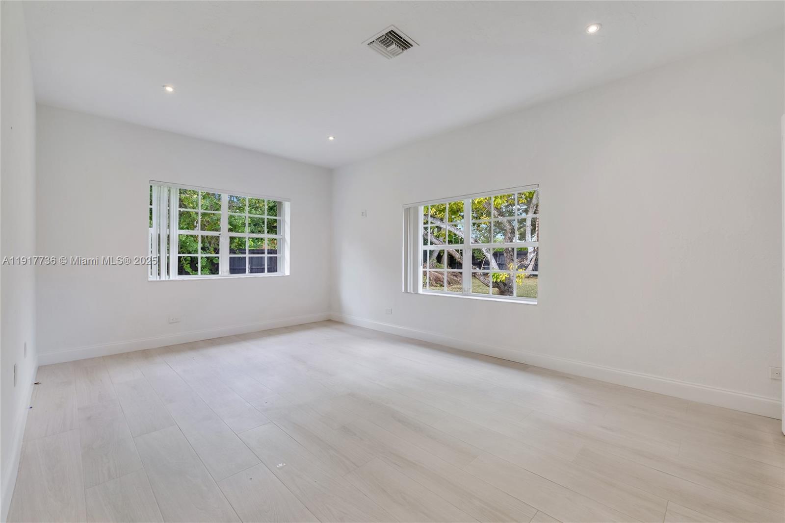 7675 SW 132nd St Pinecrest, FL 33156