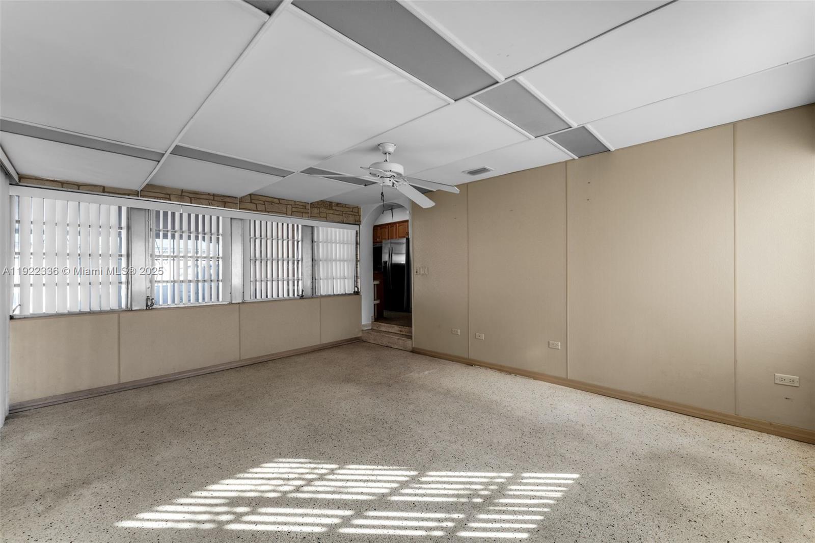 6841 SW 1st St Miami, FL 33144