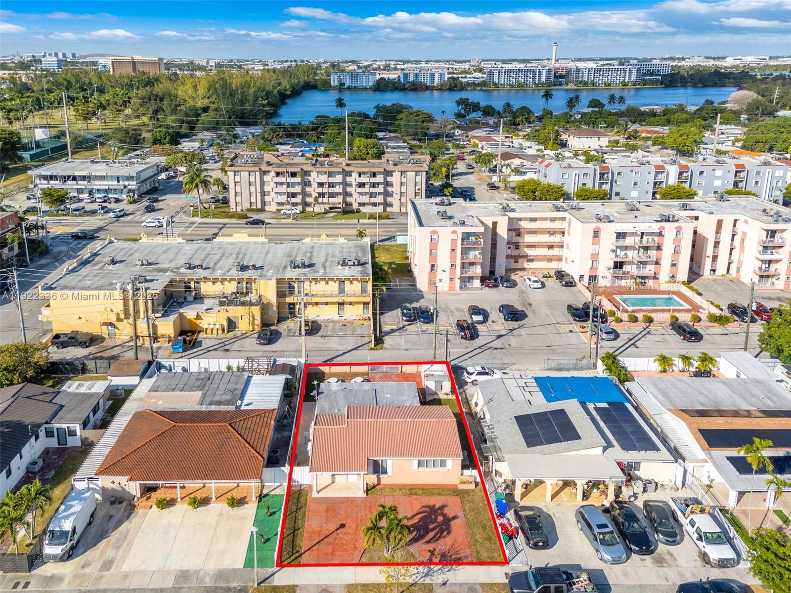 6841 SW 1st St Miami, FL 33144