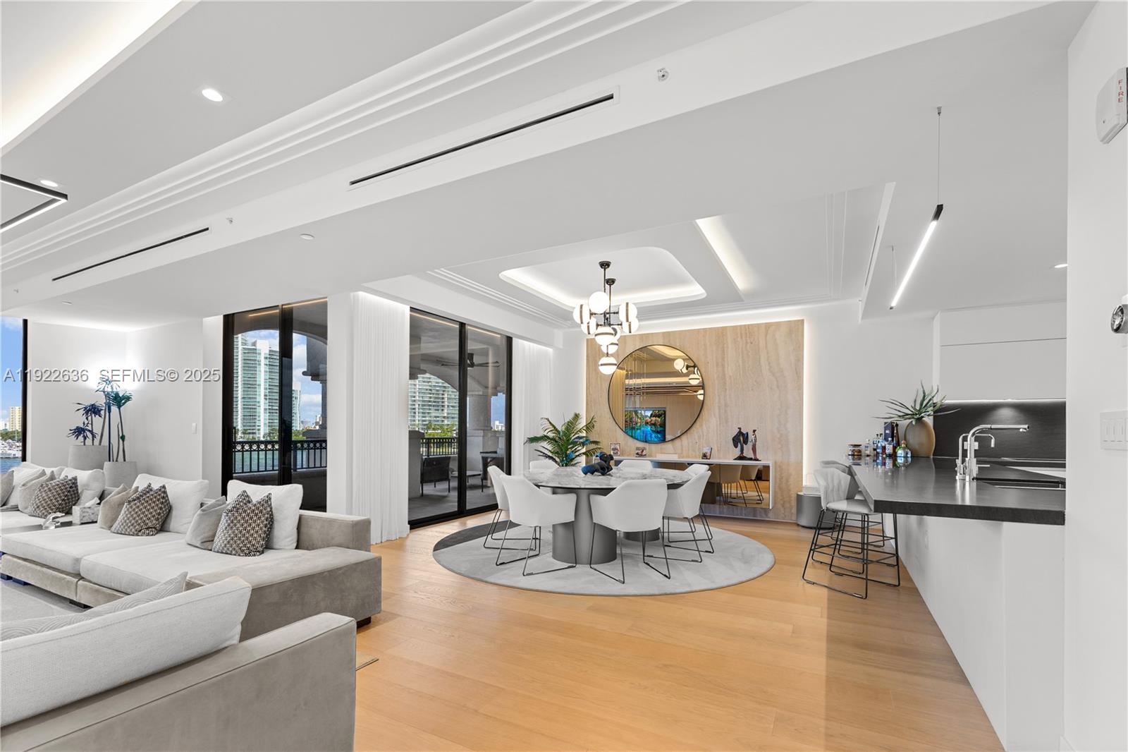 6800 Fisher Is Dr #6842 Miami Beach, FL 33109