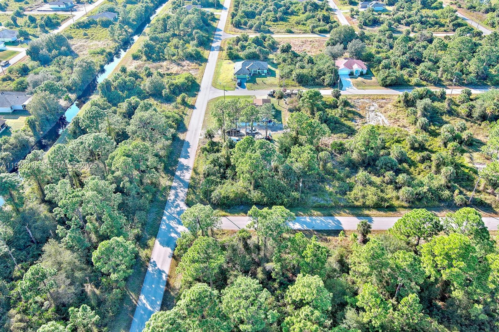 324 Leruth Ave Lehigh Acres, FL 33974