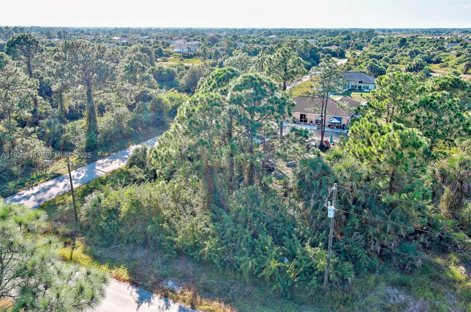 324 Leruth Ave Lehigh Acres, FL 33974