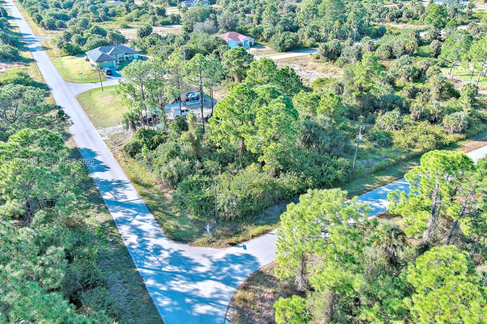 324 Leruth Ave Lehigh Acres, FL 33974