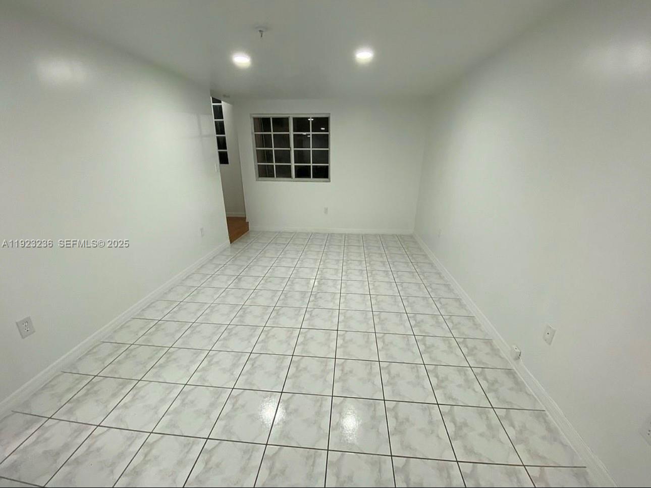 12035 SW 14st #103 Kendall, FL 33184