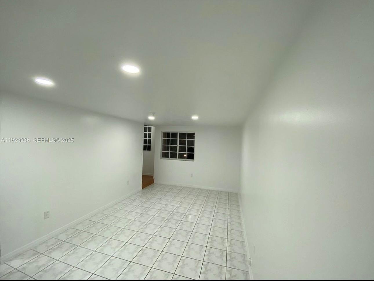 12035 SW 14st #103 Kendall, FL 33184