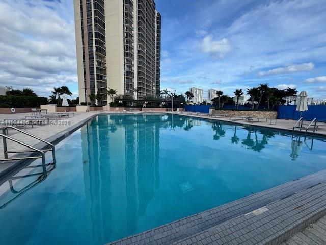 20335 W Country Clb Dr #2101 Aventura, FL 33180