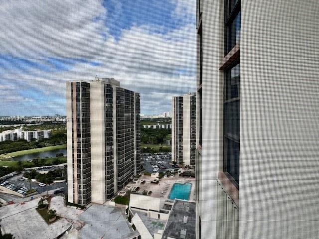 20335 W Country Clb Dr #2101 Aventura, FL 33180