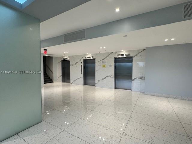 20335 W Country Clb Dr #2101 Aventura, FL 33180