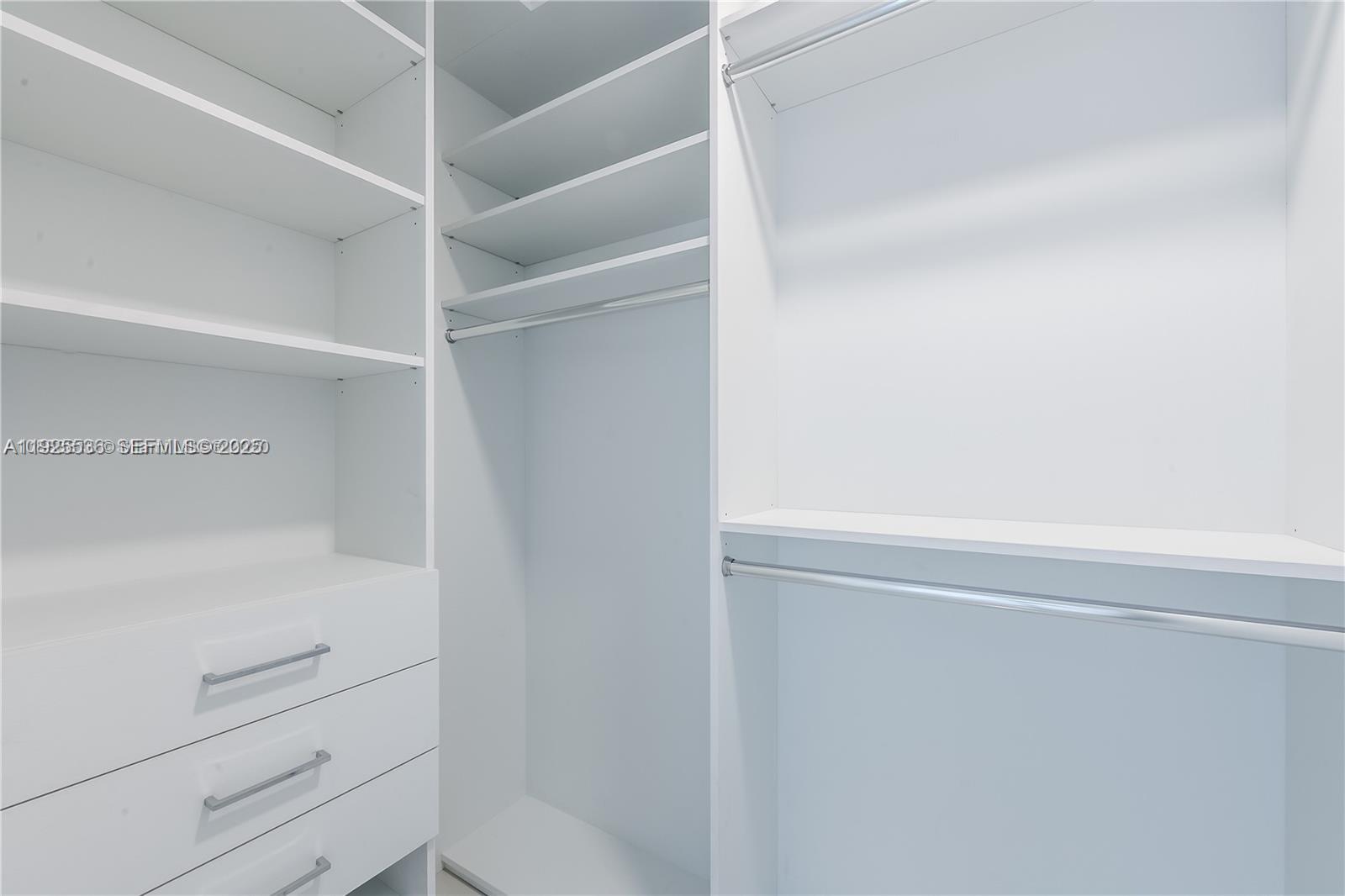 851 NE 1st Ave #3308 Miami, FL 33132