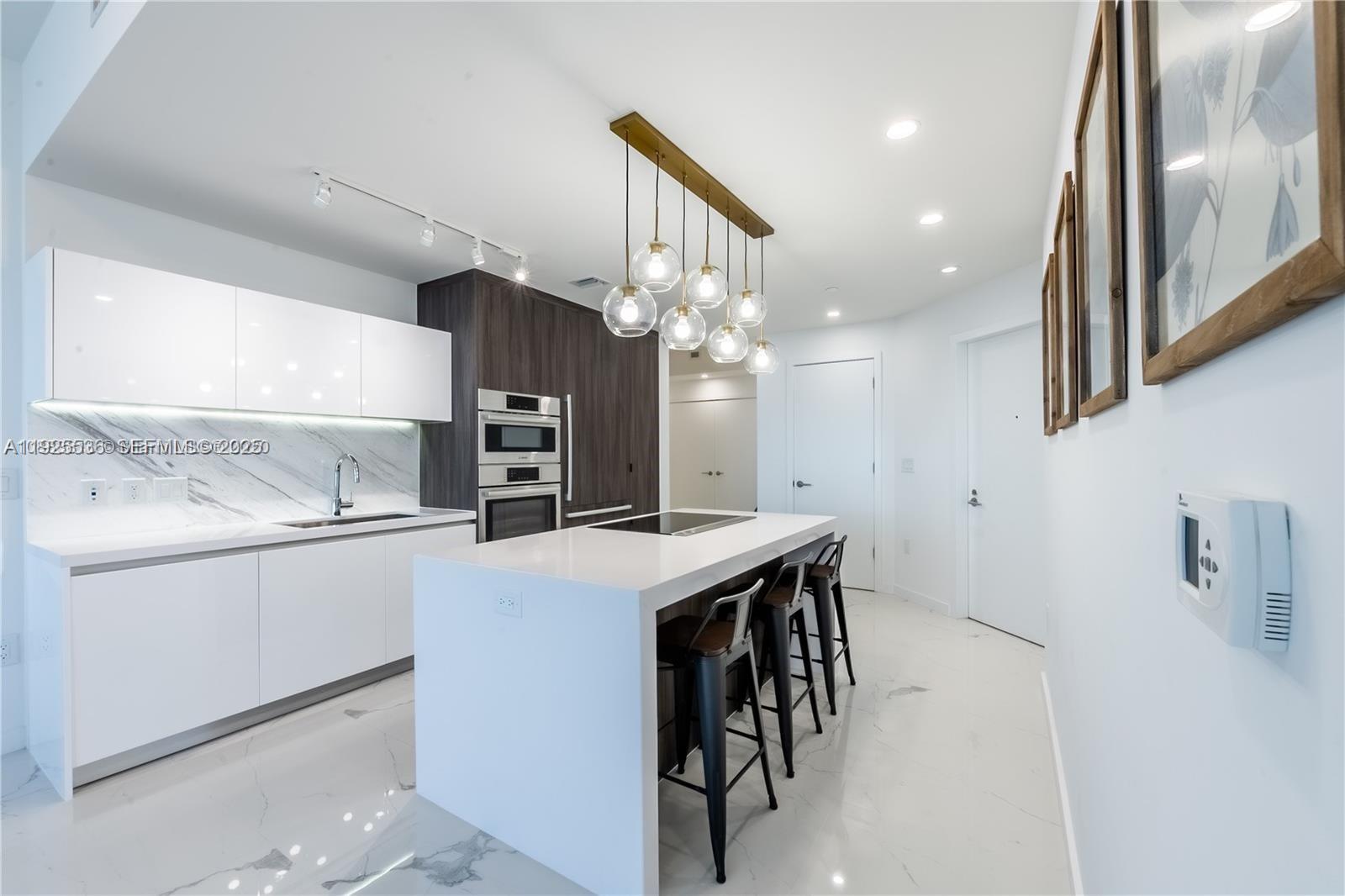 851 NE 1st Ave #3308 Miami, FL 33132