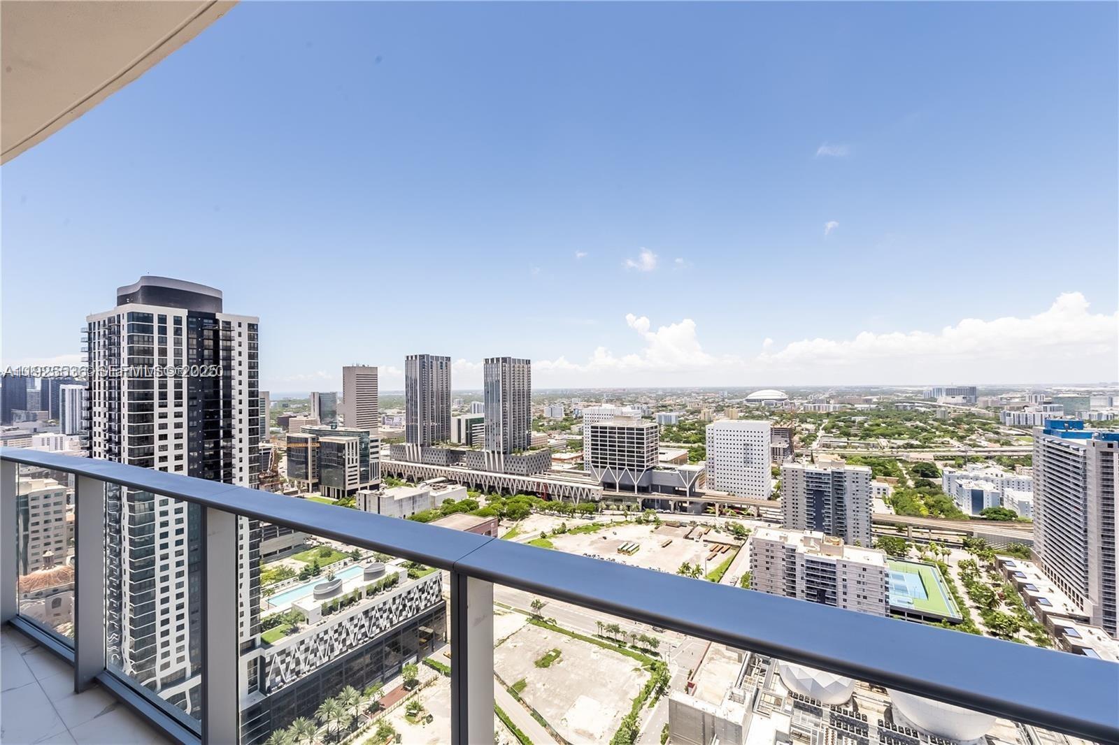 851 NE 1st Ave #3308 Miami, FL 33132