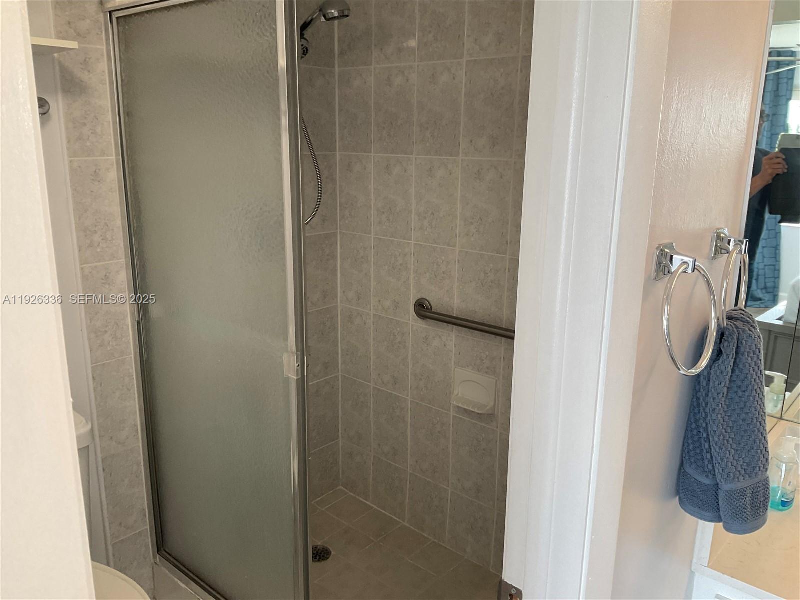 9201 Sunrise Lks Blvd #205 Sunrise, FL 33322