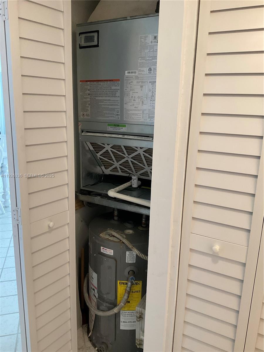 9201 Sunrise Lks Blvd #205 Sunrise, FL 33322