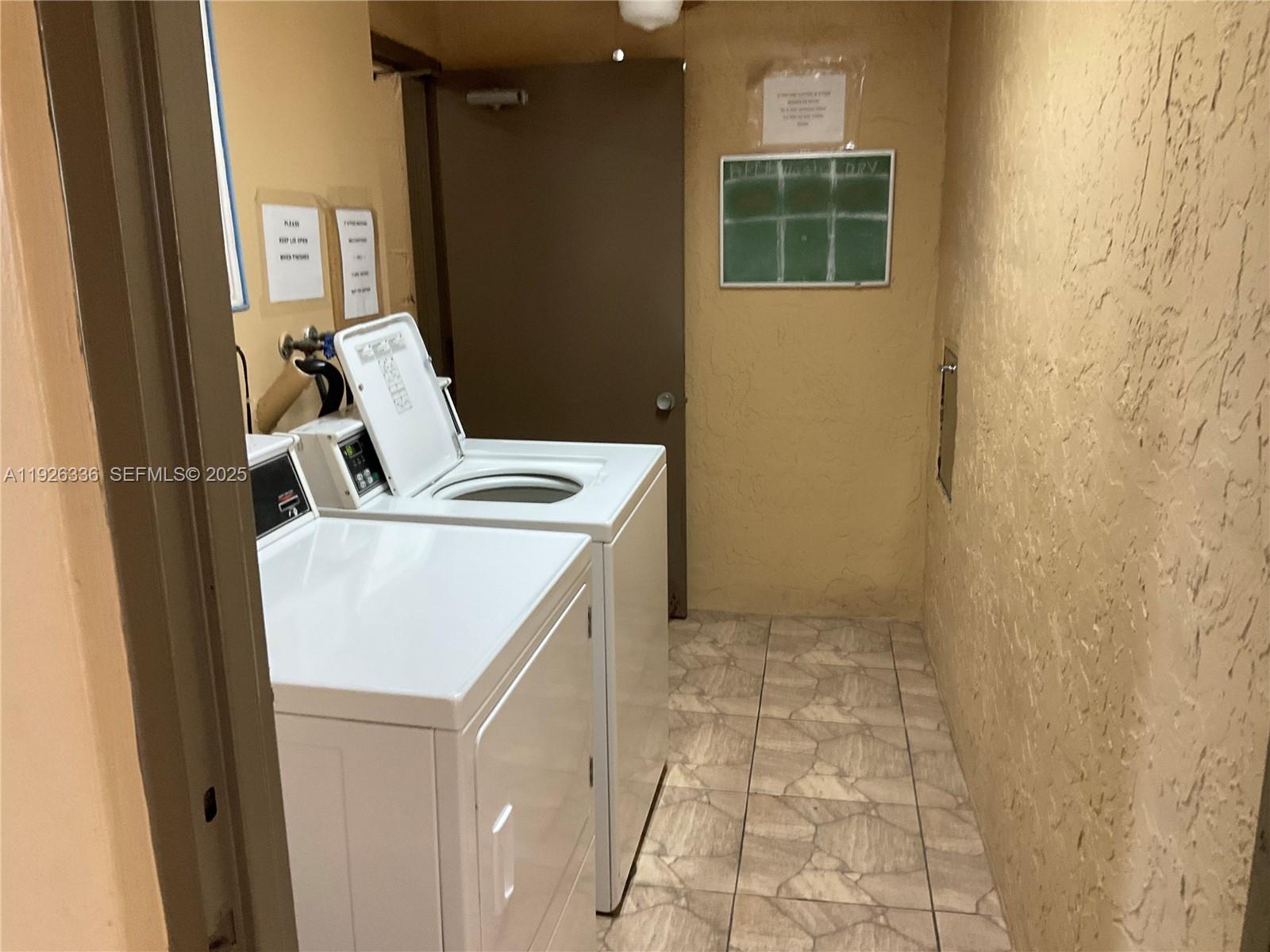 9201 Sunrise Lks Blvd #205 Sunrise, FL 33322