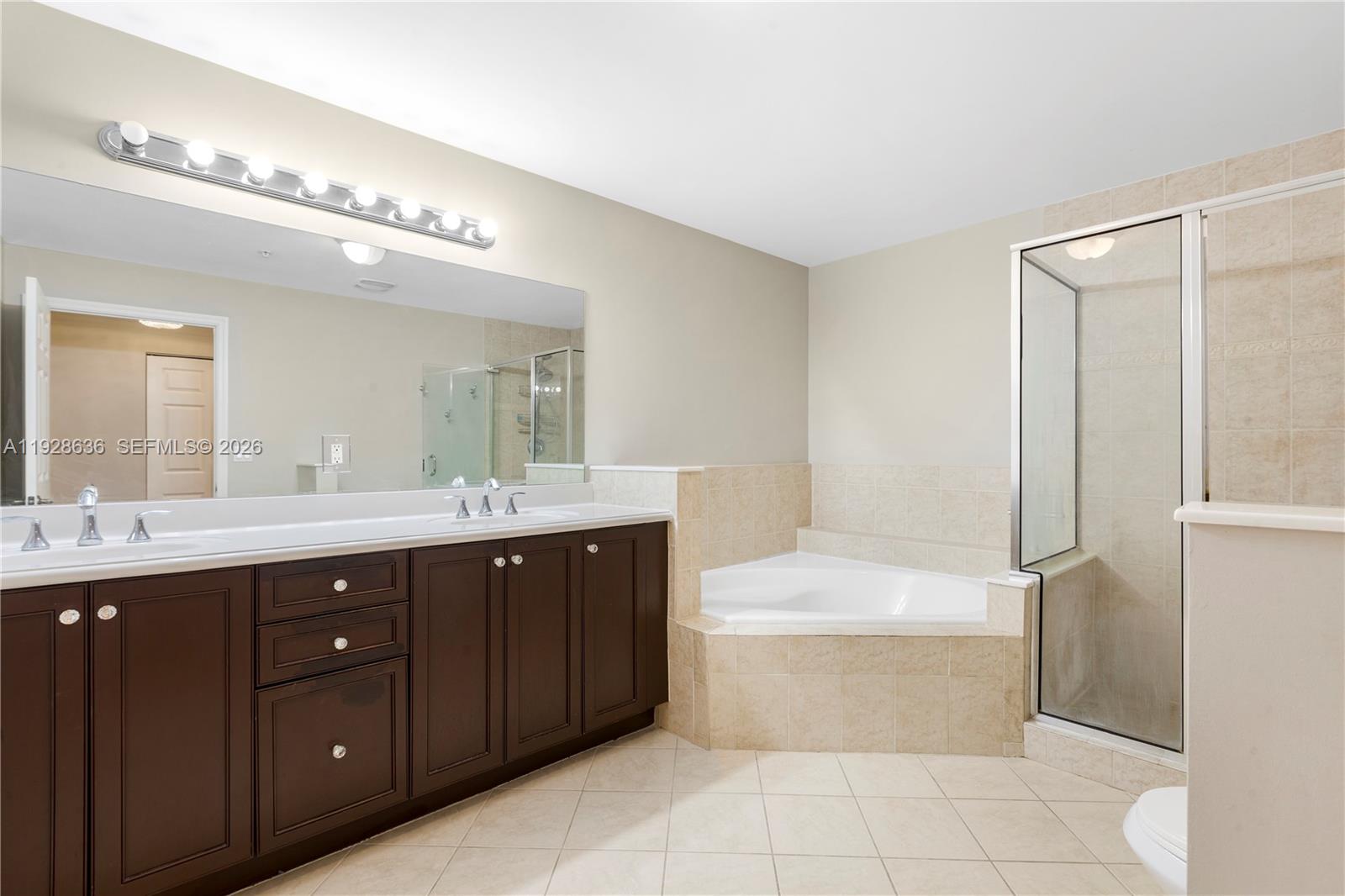 8395 SW 73rd Ave #105 Miami, FL 33143