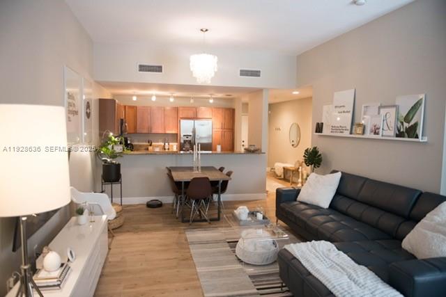 8395 SW 73rd Ave #105 Miami, FL 33143