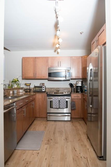 8395 SW 73rd Ave #105 Miami, FL 33143