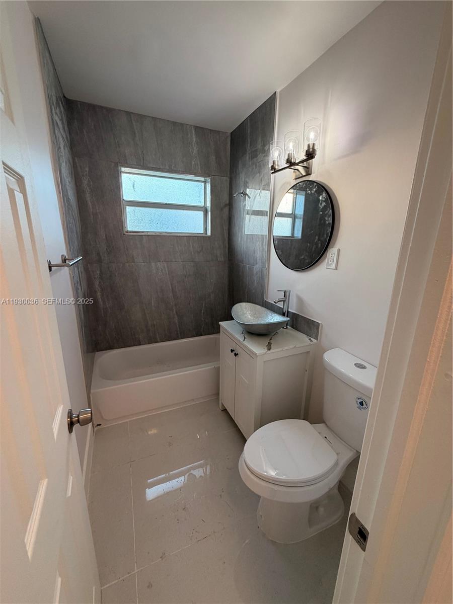 415 NW 29th Ter Fort Lauderdale, FL 33311