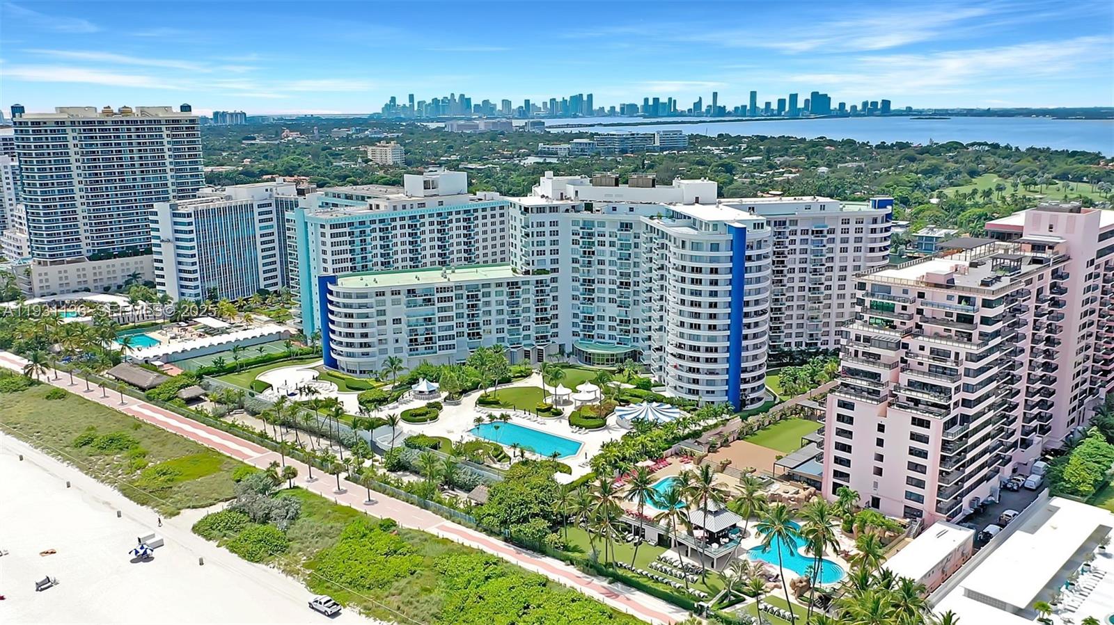 5151 Collins Ave #921