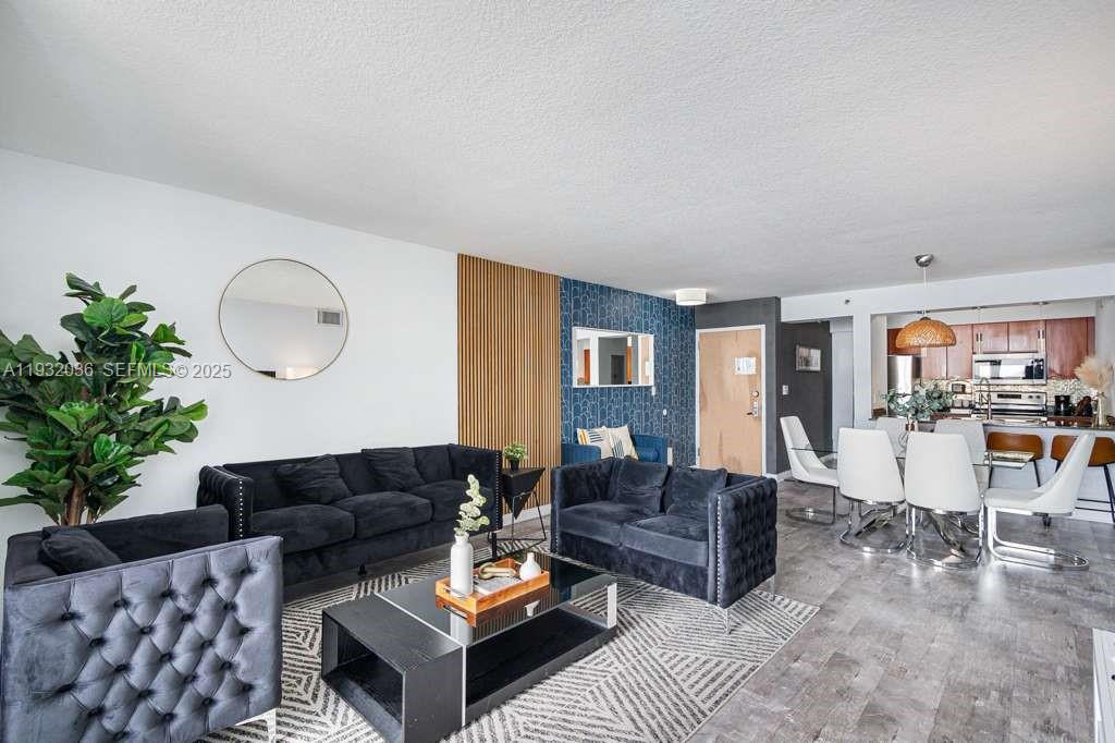 image The Club at Brickell Bay15