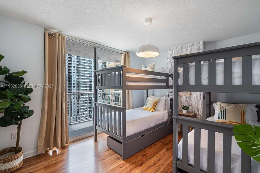 image The Club at Brickell Bay18