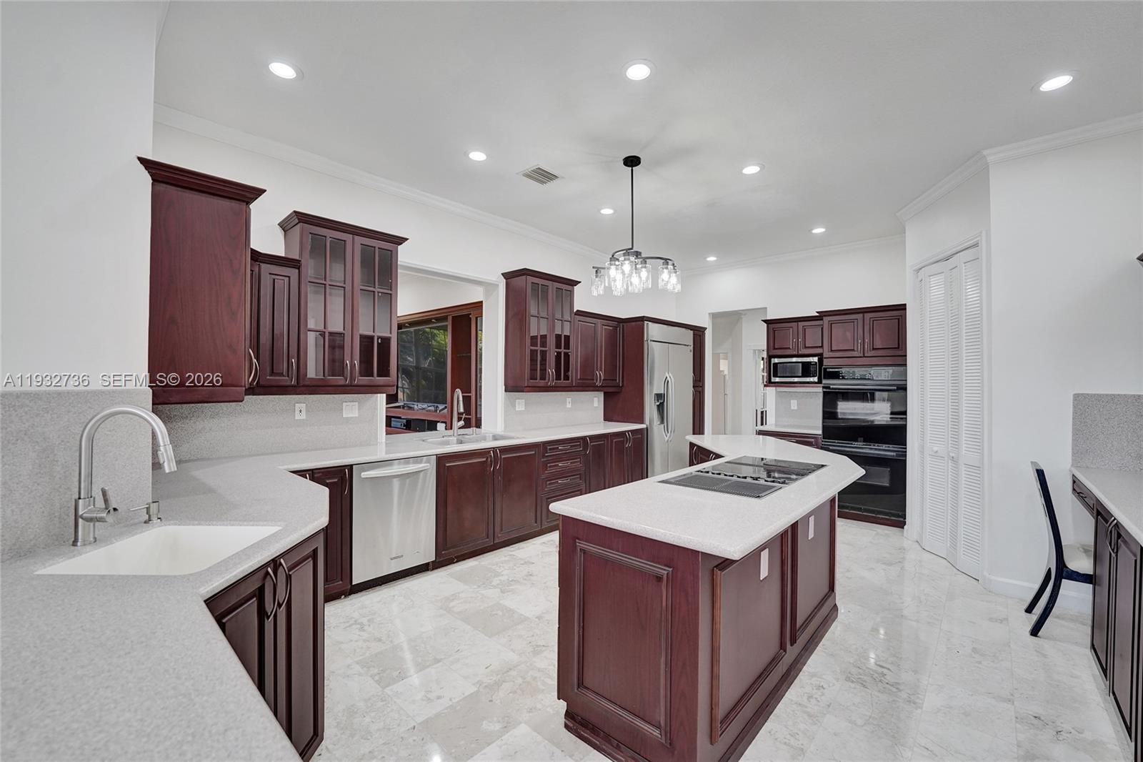 3855 Windmill Lk Rd Weston, FL 33332