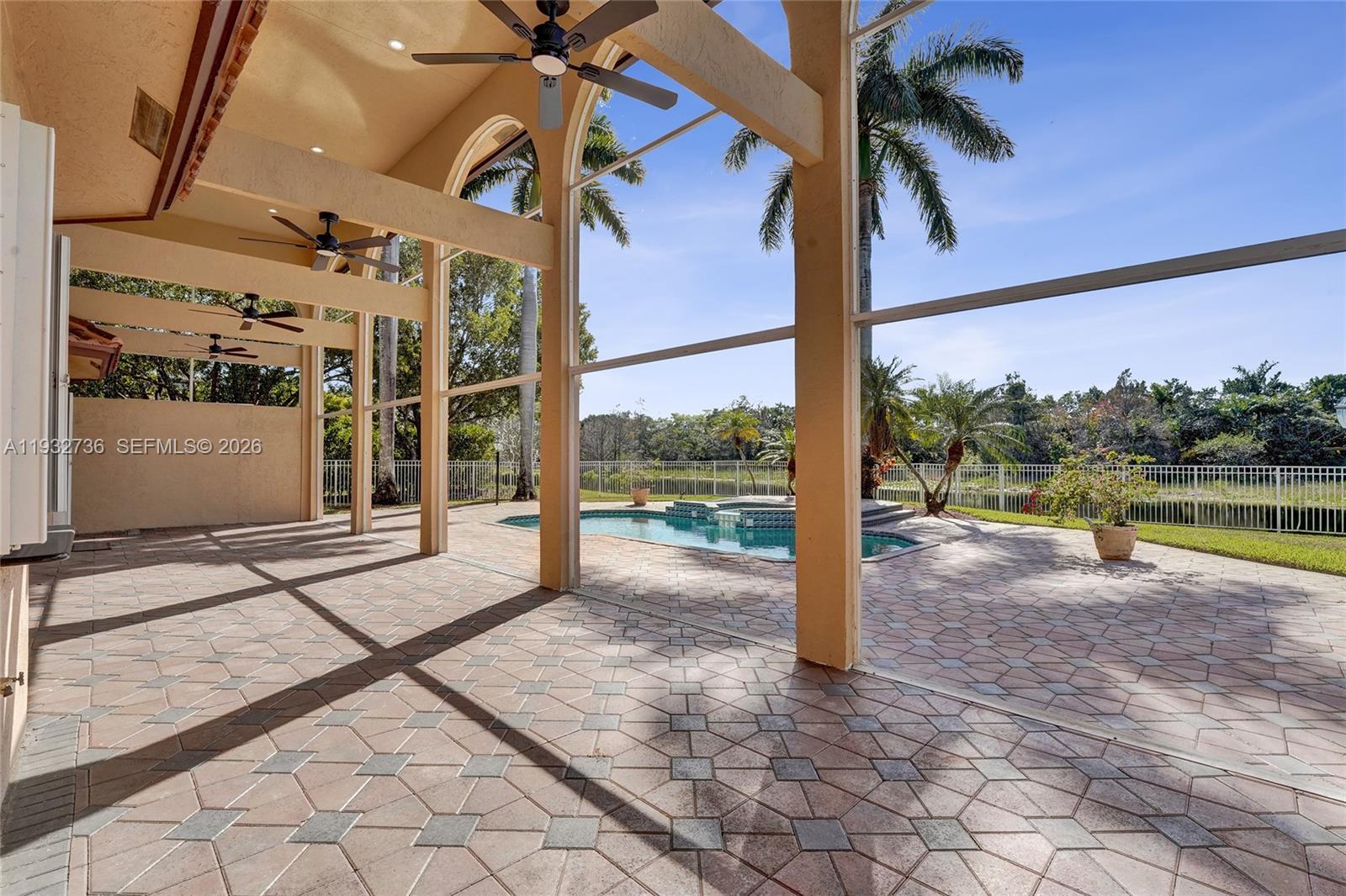 3855 Windmill Lk Rd Weston, FL 33332