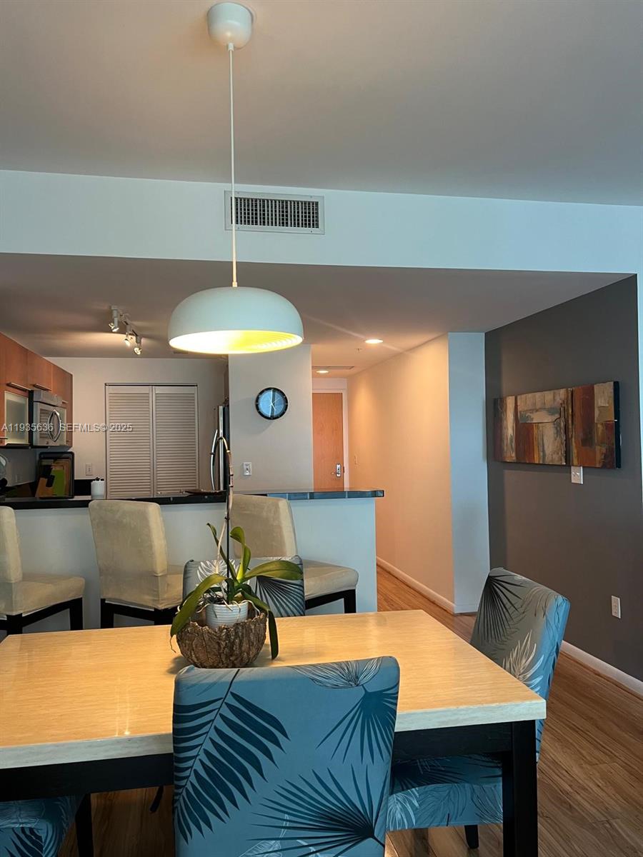 image Vizcayne North Condo28