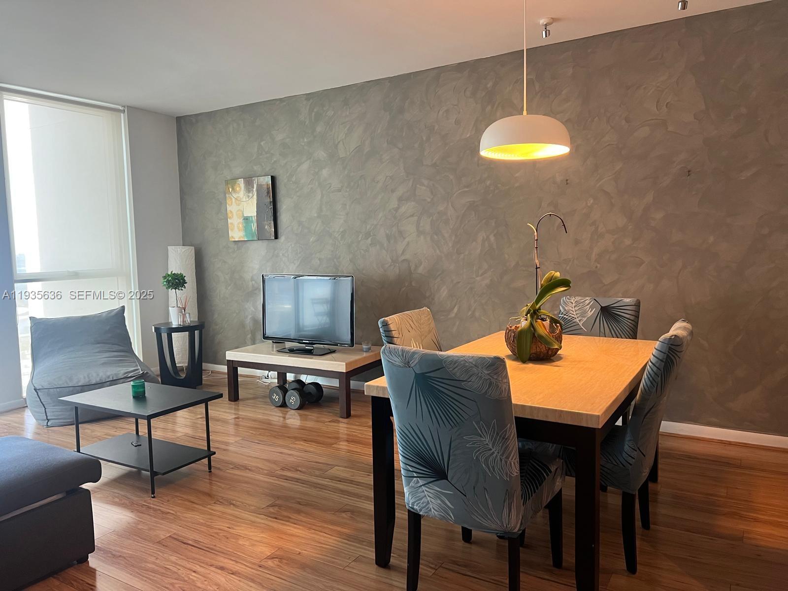 image Vizcayne North Condo36