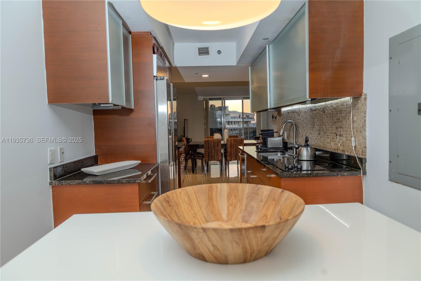 1800 S Ocean Dr #908 Hallandale Beach, FL 33009