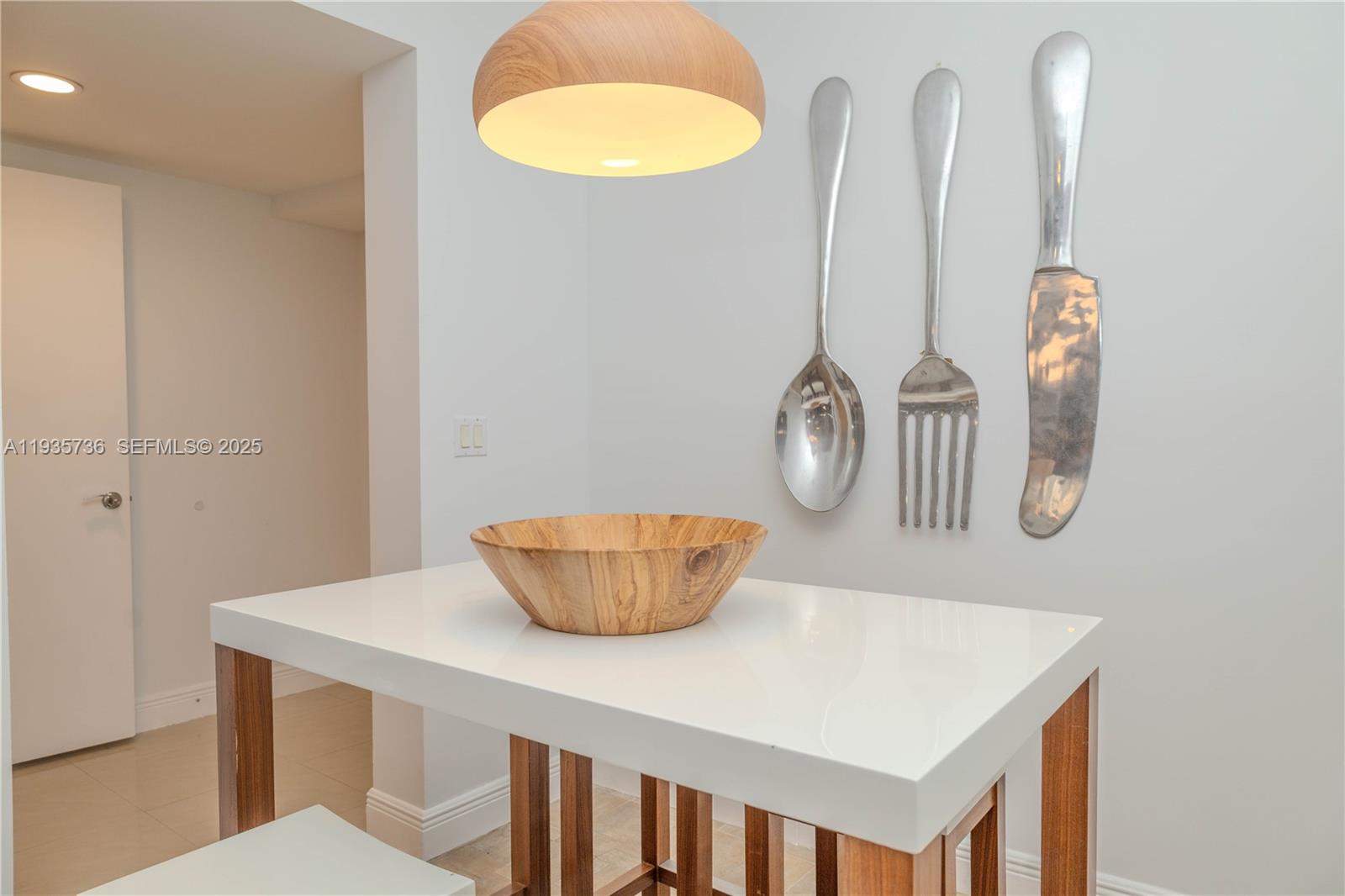 1800 S Ocean Dr #908 Hallandale Beach, FL 33009