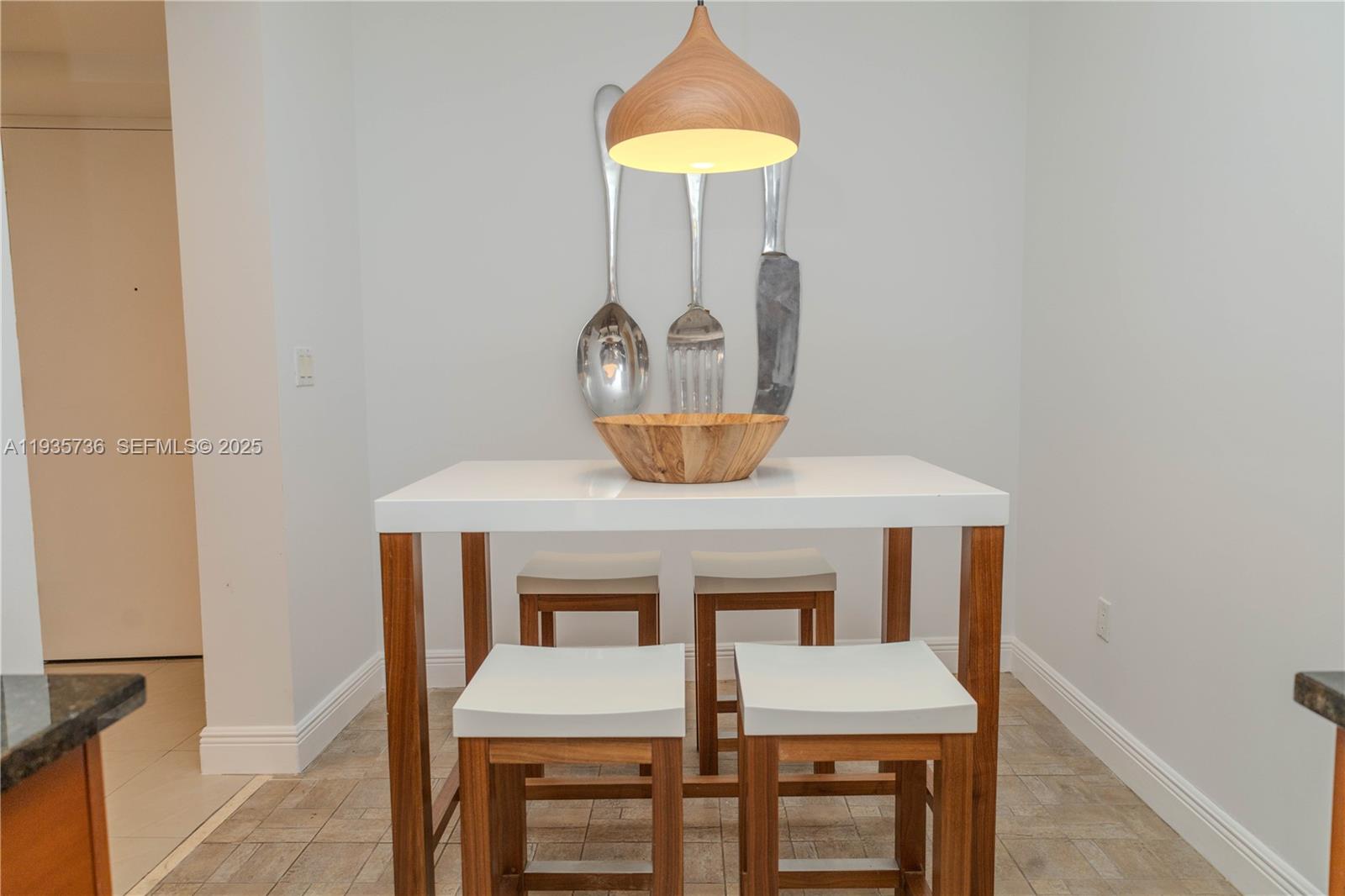 1800 S Ocean Dr #908 Hallandale Beach, FL 33009