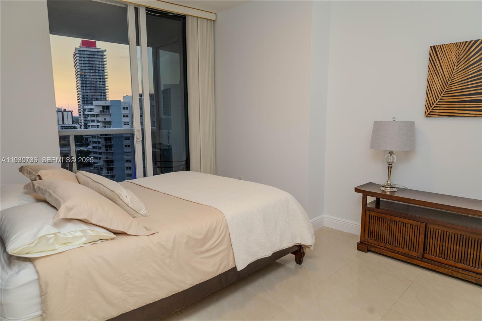 1800 S Ocean Dr #908 Hallandale Beach, FL 33009